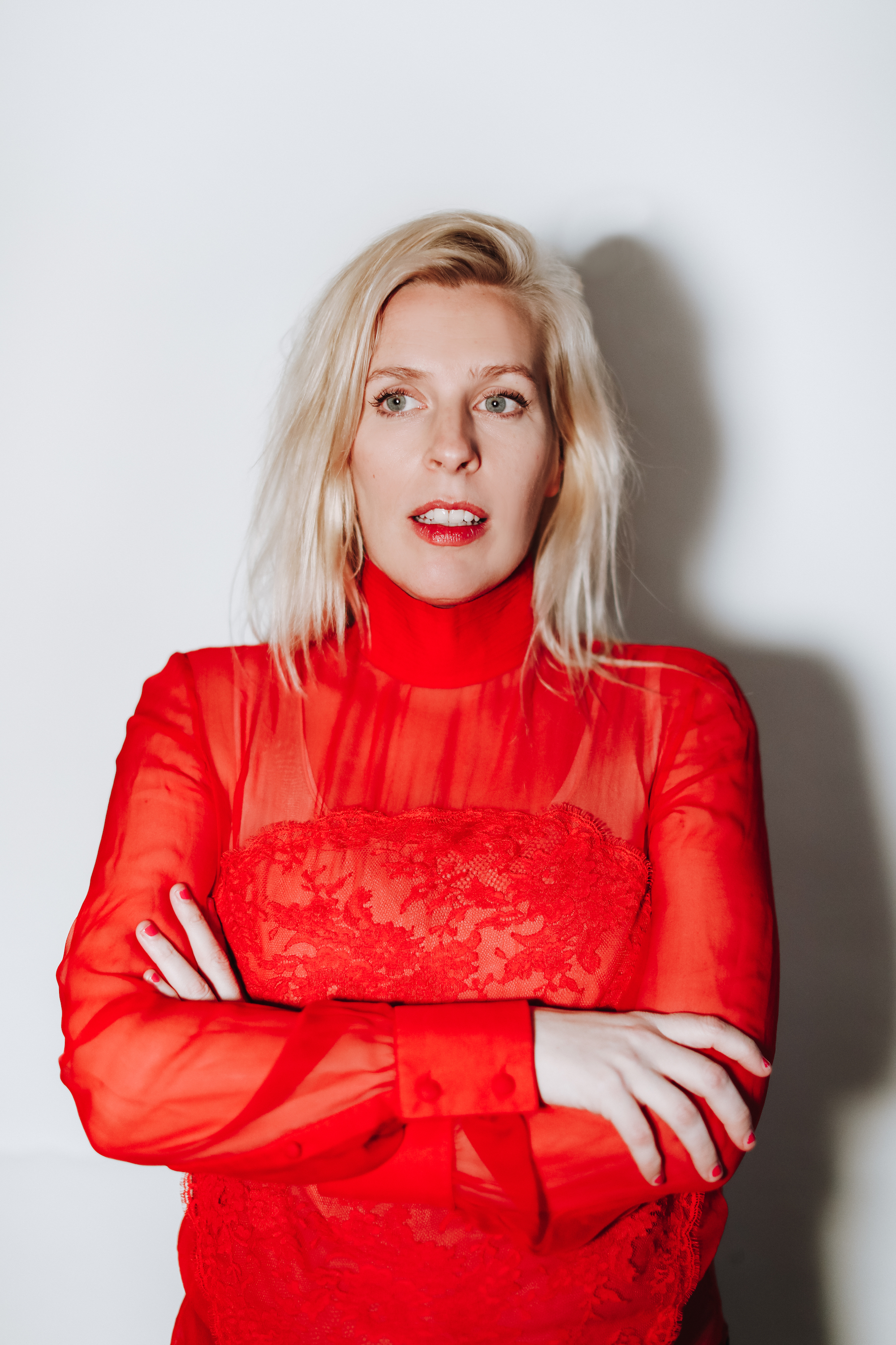 Sara Pascoe Interview discussing her new show success story