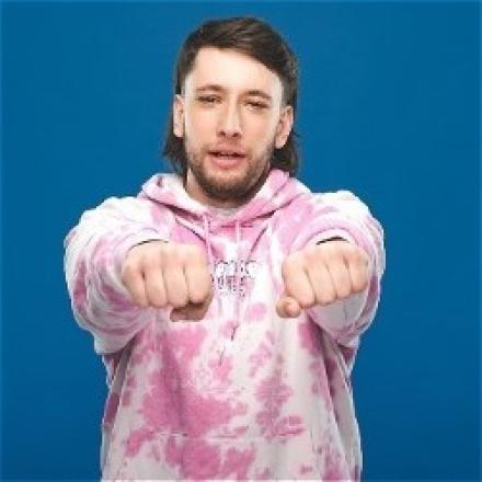 Edinburgh Fringe Review: Elliot Steel, Love And Hate Speech, Underbelly Cowgate Edinburgh Fringe Review: Elliot Steel, Love And Hate Speech, Underbelly Cowgate