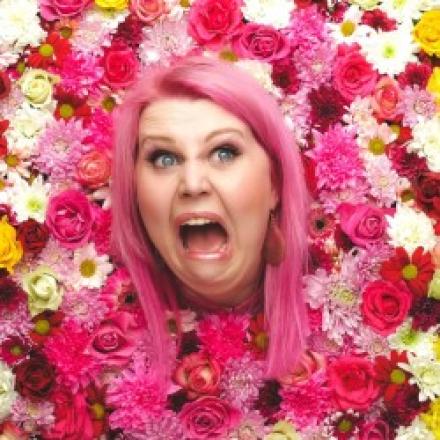 Edinburgh Fringe Review – Lyndsey Santoro, Pleasance Courtyard Edinburgh Fringe Review – Lyndsey Santoro, Pleasance Courtyard