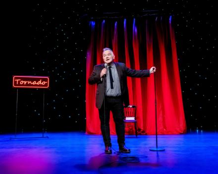 Is This The Ricky Gervais Response To Stewart Lee Calling After Life "Abysmal" Is This The Ricky Gervais Response To Stewart Lee Calling After Life "Abysmal"