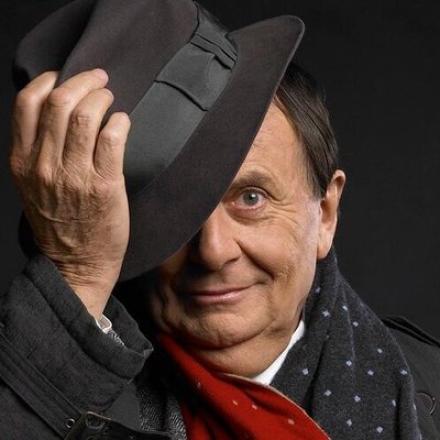 Rob Brydon Pays Tribute to Barry Humphries In BBC Radio Special Rob Brydon Pays Tribute to Barry Humphries In BBC Radio Special