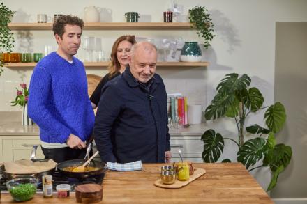 Bob Mortimer Dishes the Dirt On Dinner Parties & The Greatest Pie Bob Mortimer Dishes the Dirt On Dinner Parties & The Greatest Pie