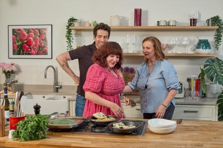 Sophie Willan Talks About New Netflix Role, Dating And Urinating In Public Sophie Willan Talks About New Netflix Role, Dating And Urinating In Public