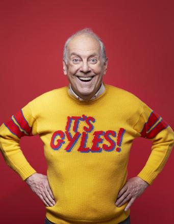 Tour And Edinburgh Run For Gyles Brandreth Tour And Edinburgh Run For Gyles Brandreth