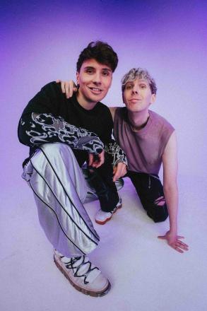 World Tour for Online Stars Dan and Phil World Tour for Online Stars Dan and Phil