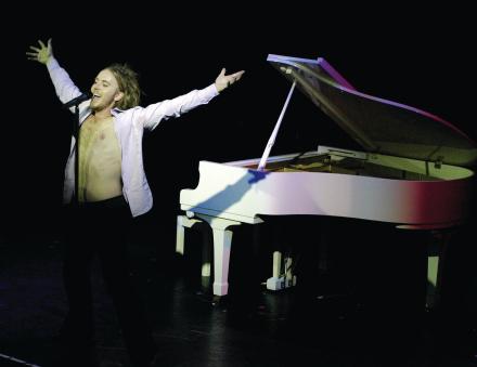 Tim Minchin Supports New Gilded Balloon Fund To Support Fringe Artists Tim Minchin Supports New Gilded Balloon Fund To Support Fringe Artists