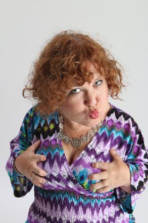 News: Comedian Tanyalee Davis Has A Tik Tok Hit News: Comedian Tanyalee Davis Has A Tik Tok Hit