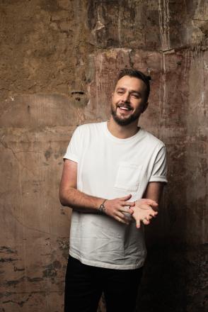 Iain Stirling to Narrate US Version Of Love Island Iain Stirling to Narrate US Version Of Love Island