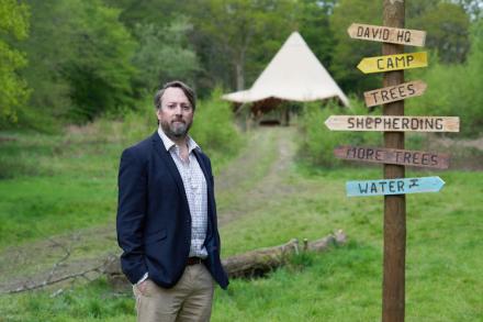 David Mitchell to Return With More Outsiders – New Cast Revealed Here David Mitchell to Return With More Outsiders – New Cast Revealed Here