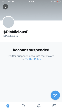 News: Twitter Suspends Ricky Gervais' Cat News: Twitter Suspends Ricky Gervais' Cat