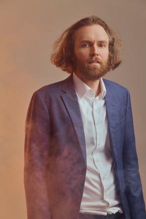 Edinburgh Fringe Review: Rob Auton – Jupiter, Central at Assembly roxy Edinburgh Fringe Review: Rob Auton – Jupiter, Central at Assembly roxy