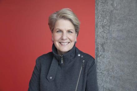 News: Sandi Toksvig Revealed as Lead Ambassador for World Book Night 10th Anniversary