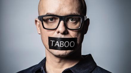 News: Belgian TV Comedy About Disability Is Big Winner At The First Finger Awards News: Belgian TV Comedy About Disability Is Big Winner At The First Finger Awards