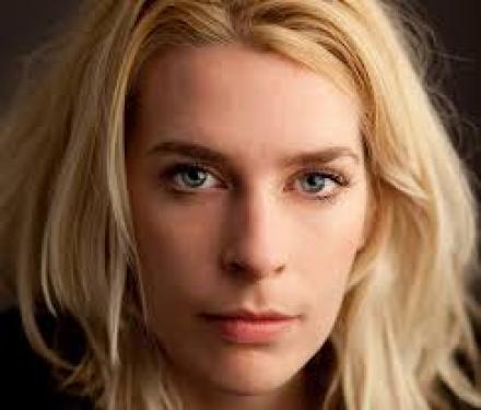 Sara Pascoe Sara :Pascoe