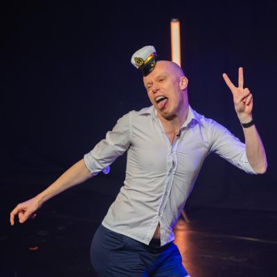 Jordan Brookes Releases Titanic Show On YouTube