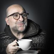 News: Online Streaming for Omid Djaili Show Schmuck for A Night